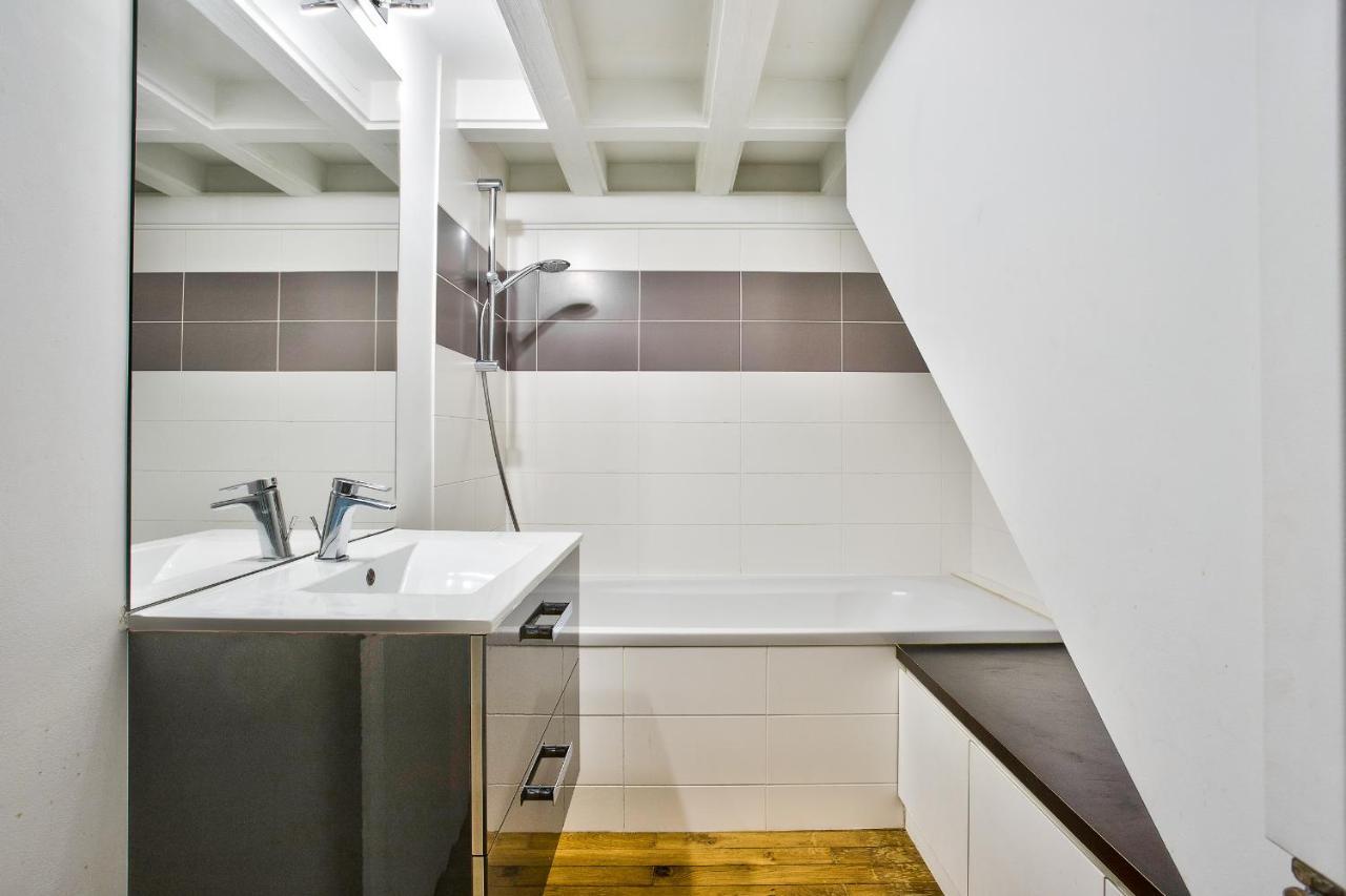 En Plein Centre Ville Appartement D'Exception Nantes Exterior photo